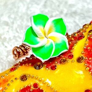 🌺Green and Yellow plumeria Floral Ring